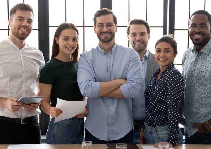 世界140ヵ国以上の講師陣