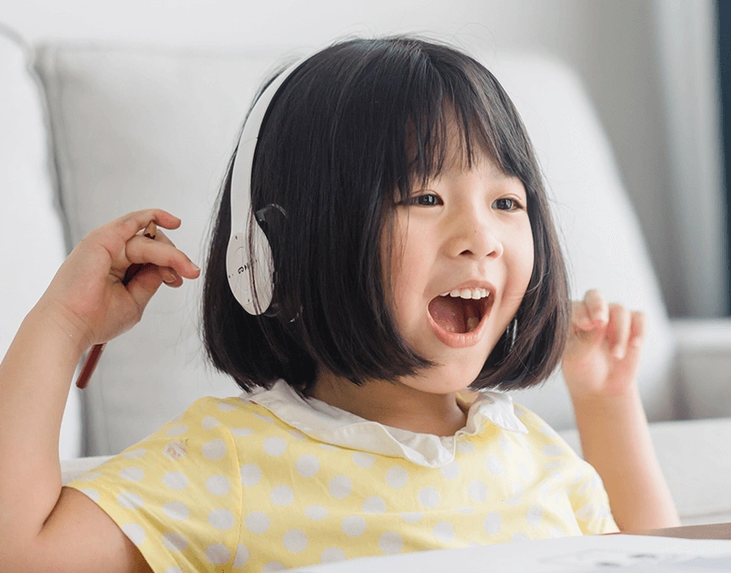 レッスン回数無制限のこども専用オンライン英会話サービス