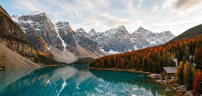 空から撮影された、カナダの美しい海と島々のストックフォト