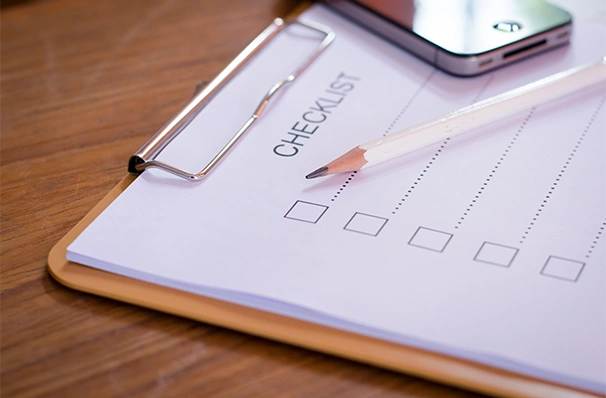 出発前に必要な準備を確認するチェックリスト