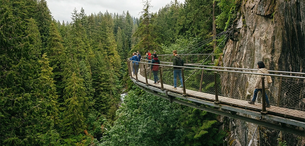 キャピラノ吊り橋公園