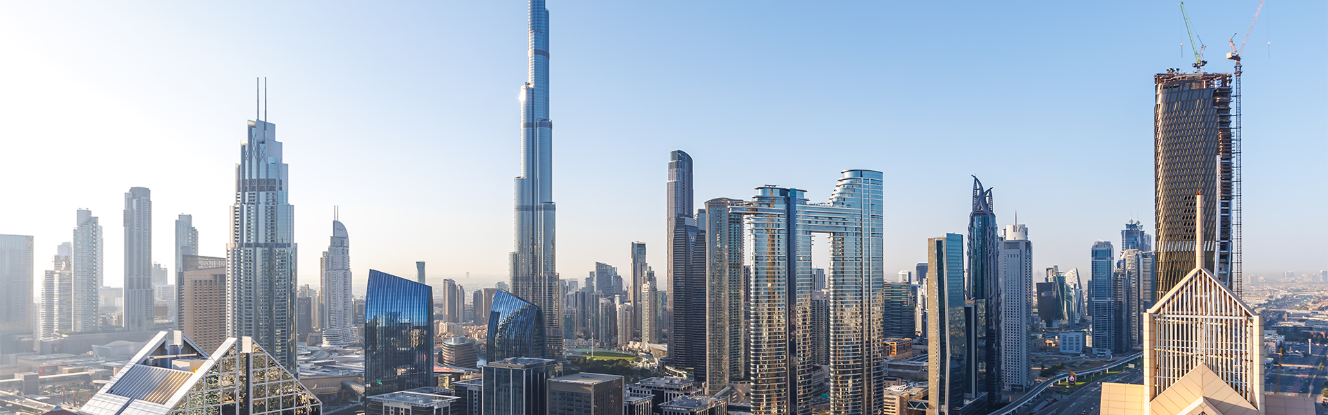 ドバイ留学の魅力|近未来的な都市と高水準な生活環境で英語とビジネスを学べる新定番