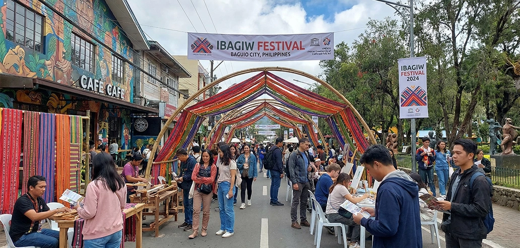 イバギウフェスティバルのアート展示と文化イベント