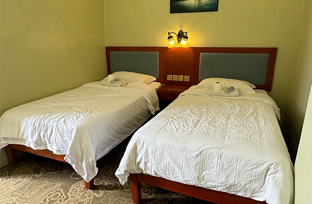 フィリピン留学で選べる2人部屋の共有スペース付き居室