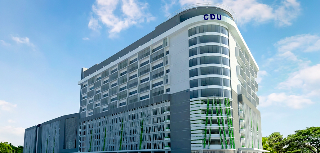 セブ島にある近代的な総合病院の外観