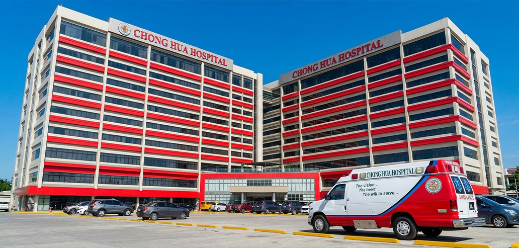 フィリピンの私立総合病院の建物外観