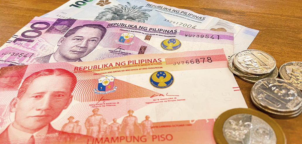 フィリピンの通貨ペソの紙幣と硬貨