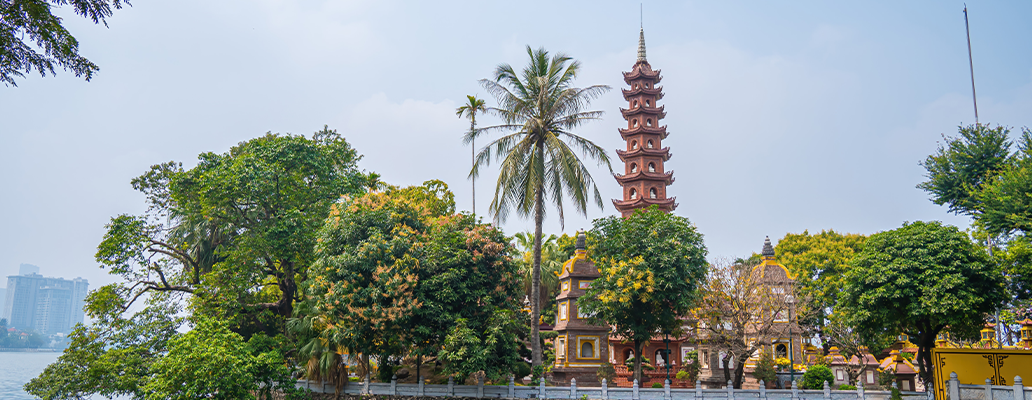 歴史と文化を感じられるベトナム・ハノイ市の観光名所と自然の風景