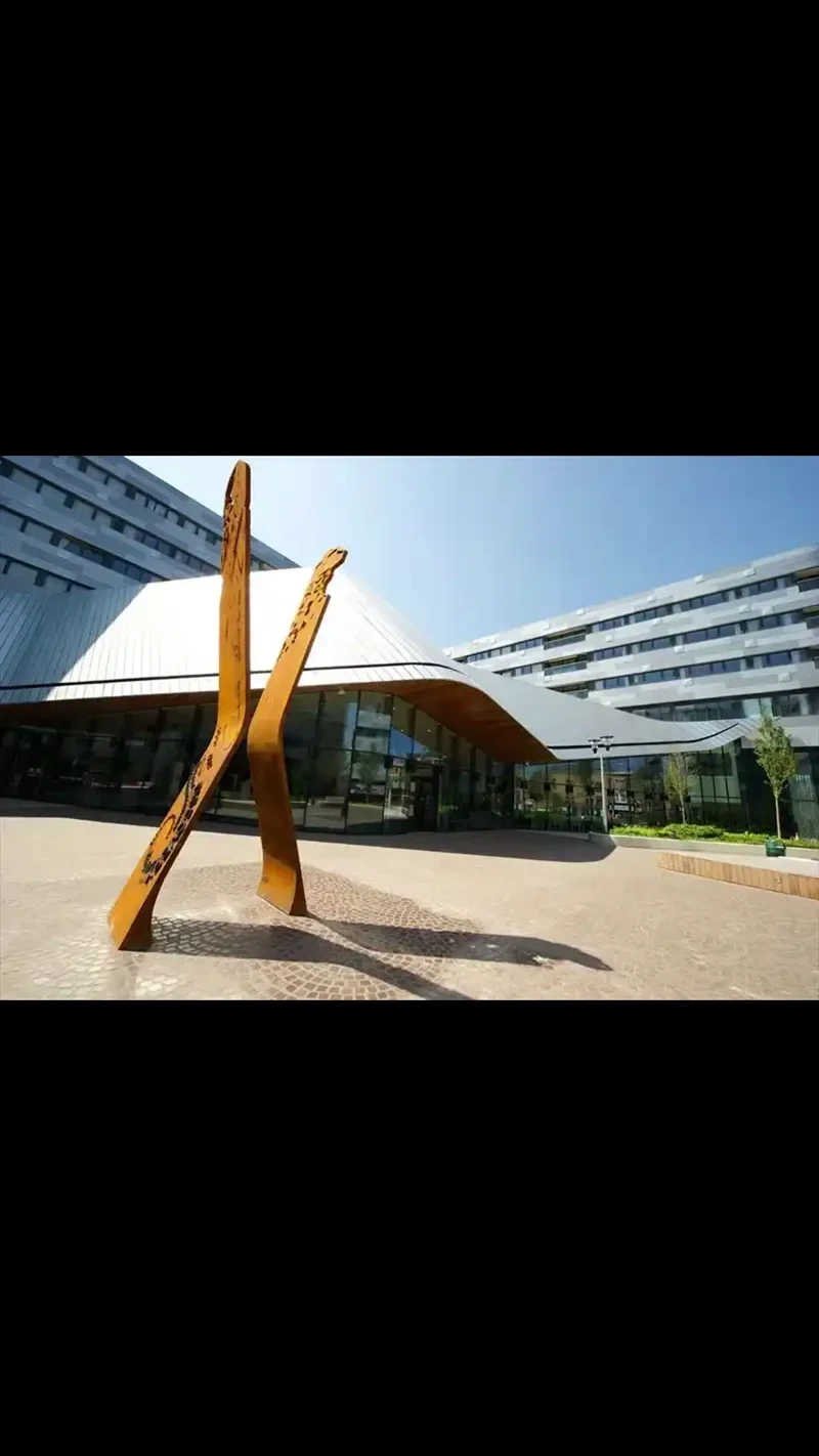 Twin English Centre London